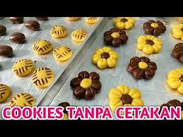 Nah, untuk memudahkan anda dalam membuat aneka ragam kue kering ini, silahkan saja lihat resep dan cara membuat kue tersebut dibawah ini Pin Di Cookies Karakter