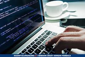 Secara umum, jenis panel monitor paling populer yang ada dipasaran saat ini yaitu oled, ips, va dan tn. Kehadiran Dua Jenis Monitor Ini Kalahkan Monitor Jenis Tabung