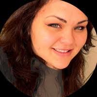 Leah Parkhurst's Instagram, Twitter & Facebook