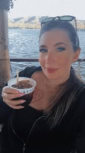 Hi y'all 👋 I'm Marcie. Looking for girl gamers to friend and play with 🎮  I'm currently playing Minecraft, Mega Bonk, Maple Story (South Perry), Last  Epoch, POE2, RV there yet. I