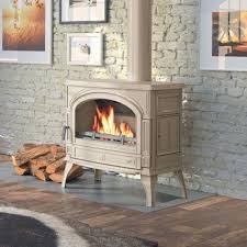 Poele A Bois By Seguin En 2020 Poele A Bois Nouvelles Maisons Cheminee Design