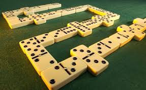 Hay juegos de siempre, juegos clásicos a los que han jugado niños de todas las generaciones y de diferentes partes del mundo. Un Juego Tradicional Inventado Los 10 Mejores Materiales Para Jugar A Los Juegos Tradicionales El Mercader De Juegos Juegos Tradicionales Y Populares Blog Juegos Tradicionales Del Ecuador Los Mas Populares