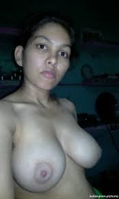 Busty indian amateur girl - Indian Porn Pictures