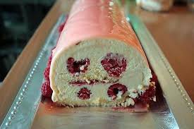 Buche Facon Tiramisu Aux Framboises Recette Buche Facon Tiramisu Tiramisu Framboise Gateaux Alimentaires