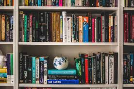 We've got a lot of useful guide books. 750 Bookshelf Pictures Hd Download Free Images On Unsplash