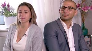 Die mitstreiterinnen bewerten die hochzeit in den kategorien brautkleid, location, essen und stimmung. 4 Hochzeiten Und Eine Traumreise Im Online Stream Ansehen Tvnow