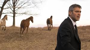 Michael clayton is a legal thriller and a great conspiracy film, but it's a redemption story at heart. Michael Clayton The Law Firm S Janitor Far Flungers Roger Ebert