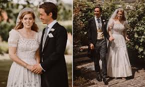 Princess beatrice got married to edoardo mapelli mozzi on july 17, 2020. Buckingham Palace Shares Two New Photos Of Princess Beatrice And Edoardo From Their Special Day Daily Mail Online