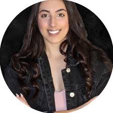 Madison Carney's Instagram, Twitter & Facebook