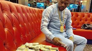 Thank you to everyone who has supported @themoneyteam; Boxer Floyd Mayweather Tops Forbes List Of World S Best Paid Athletes Other Sports News Zee News
