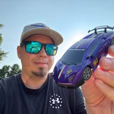 Any recommendations for a motor fan? Please help 🥲😂