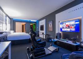 Untuk menciptakan sebuah kamar tidur minimalis dengan suasana nyaman dan menarik, permainan warna mempunyai peran yang sangat penting, begitu juga dengan tempat tidur. Kamar Kost Idaman Para Gamer Kost Keren Tips Gamer