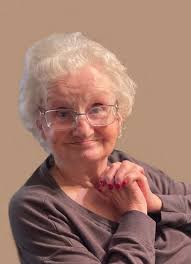 Mabel Cox's Instagram, Twitter & Facebook