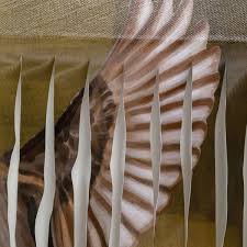 Art connoisseurs could only watch in horror as an expensive piece was shredded before their eyes. Kare Design Gentleman Cuts Schilderij Versnipperd 51481 Lumz