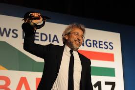 Can dündar şiirleri için tıklayın. Golden Pen Of Freedom Awarded To Turkish Journalist Can Dundar Wan Ifra