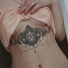 14 sensuales tatuajes al costado y debajo de los senos. Tatuaje Debajo De Los Senos De Las Chicas 100 Fotos De Ideas Bocetos Valor