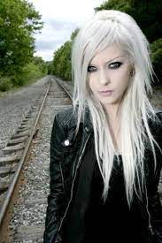 White Alternative Hair Girl Scene Punk Goth Pinterest Com Evapellizzari Eva Starz Eva Starz On We Heart It Alternative Hair Edgy Hair Punk Hair