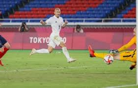 Olimpiade yang digelar di jepang ini sejatinya digelar pada pada musim panas 2020. Inilah 8 Tim Sepak Bola Terbaik Di Olimpiade Tokyo 2020 Siapa Berpeluang Raih Medali Emas Pojoksatu Id