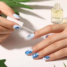 The paste contains ethyl acetate which is also present in the polish remover. Buy The Best Gel Nail Polish Remover Kit Bluesky