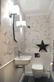 Tabi ki her duvar banyo duvar kağıdı sıraladığımız bu özelliklere sahip olmayabilir, bu noktada duvar kağıdı seçerken aceleci davranmamak gerekir. Banyo Duvar Kagidi Icin 10 Dekorasyon Fikri Dekordiyon