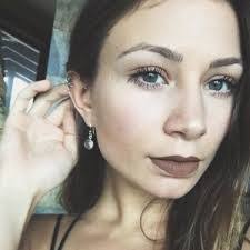 Caitlin Paulson's Instagram, Twitter & Facebook