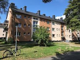 Anzeigen im zusammenhang mit 4 zimmer wohnungen zur miete in mönchengladbach. 4 Zimmer Wohnung Zu Vermieten Platanenstrasse 14 41239 Monchengladbach Schmolderpark Mapio Net