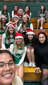 Bringing the Holiday Cheer with @behs.cheer 🙏🏼, ., ., ., #behs  #cheercoach #halftime #jinglebellrock #cheerleading #highschoolcheer  #cheerleader #basketball #gameday