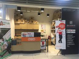 It is located in pudu, the heart of kuala lumpur, a few minutes from the city's golden triangle, in the fashion wholesale area of jalan kenanga.kwc fashion mall has 500,000 square feet (46. Mail Boxes Etc At Kwc Fashion Mail Boxes Etc Malaysia Facebook