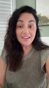 Carla Shellis Review