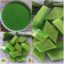 Penyajiannya ditaruh pada piring piring kecil + sendok. Loyang Acuan Resepi Agar Agar Santan Pandan Layaannnn Facebook