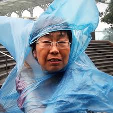 Typhoon Utor sinks cargo ship off Hong Kong