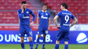 Alle spiele des fc schalke 04 in der saison / im überblick. Wer Zeigt Ubertragt Fc Schalke 04 Vs Borussia Monchengladbach Live Im Tv Und Livestream So Lauft Das Bundesliga Topspiel Heute Dazn News Deutschland