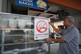 Uploaded on march 13, 2019. Malaysia To Ban Smoking At Public Eateries From 2020 Violators May Face Up To S 3 000 Fine