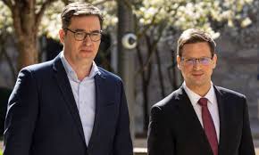 Több bizottságnak is tevékeny tagja volt már, jelenleg az országgyűlés nemzetbiztonsági bizottságának és az emberi jogi. Cimke Gulyas Gergely Budapestkornyeke Hu