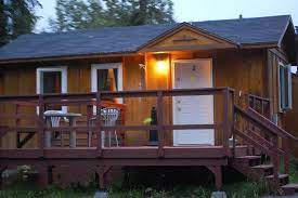 I wanted a place to stay far away from the docks due to the noise level. Bear Creek Cabins Bewertungen Fotos Seward Alaska Tripadvisor