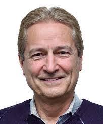 Andrew Mosqueda's Instagram, Twitter & Facebook