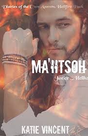 Ma'iitsoh: A paranormal romance inspired by legend. Dare you walk in our  world? (Diaries of the Cwn Annwn Book 10)