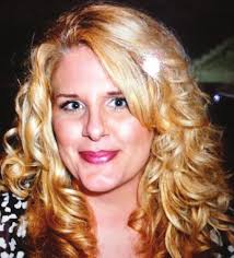 Designfreebies free InDesign newsletter template 2