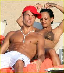 Motor sporları kızları cristiano ronaldo amigo kızlar bikiniler mayolar güzel kadınlar hot. The Ronaldo Attraction 14 Hot Women Bleacher Report Latest News Videos And Highlights