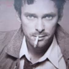 David Lasley's Instagram, Twitter & Facebook