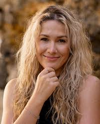 Danielle Orton's Instagram, Twitter & Facebook