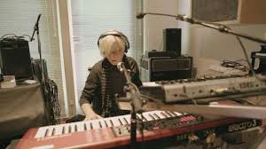 . | bedeutung, aussprache, übersetzungen und beispiele. Silly Frei Von Angst Film Trailer Kritik