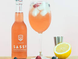 Cocktail Pomme D Amour Au Cidre Rose Sassy Recette Cidre Rose Cocktail Cidre Et Pomme