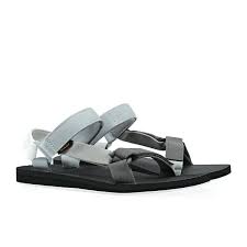 Teva was born in the grand canyon back in 1984, when a river guide rigged two velcro. Teva Original Universal Men S Sandals Grey Multi Country Attire Malaysia