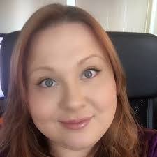 Tina Bernhardt's Instagram, Twitter & Facebook