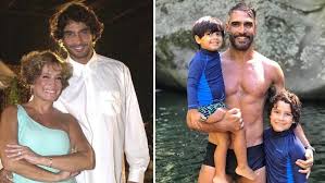We would like to show you a description here but the site won't allow us. Par De Susana Vieira Em Mulheres Apaixonadas Rafael Calomeni Relembra Cantadas De Mais Velhas E Convite Para Nu Famosos Extra Online