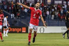 .ولقب الأسد أطلقه المطران المسيحي أرسلانيوس حداد على جده سليمان الذي قام بحماية المسيحيين من الاضطهاد وإيوائهم أيام الحرب العالمية الأولى ولما رأى هيئته قال متحمسا. Ù„Ø§ ÙŠÙÙƒØ± ÙÙŠ Ø§Ù„Ø§Ø¹ØªØ²Ø§Ù„ ÙˆÙƒÙŠÙ„ ÙˆÙ„ÙŠØ¯ Ø³Ù„ÙŠÙ…Ø§Ù† ÙŠØ¤ÙƒØ¯ Ø§Ø³ØªÙ…Ø±Ø§Ø± Ø§Ù„Ø­Ø§ÙˆÙŠ Ù…Ø¹ Ø§Ù„Ø£Ù‡Ù„ÙŠ ÙƒÙˆØ±Ø©Ù¡Ù¡