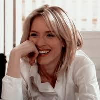 Lola Padilla's Instagram, Twitter & Facebook