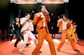 The boys favored slacks, turtleneck sweaters, and longline coats that time around. Hyce7tq3rgjo8m