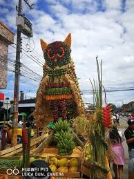 Granada Meta Colombia Festival De La Cosecha 2018 Figuras De Aves Hechas Con Frutas Verdura Festival De La Cosecha Plantas Alimenticias Lugares Magicos